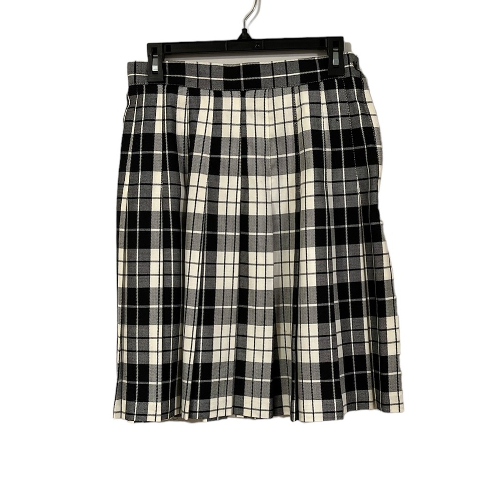Toni Garment for CC Magic Pleated Skirt White Black